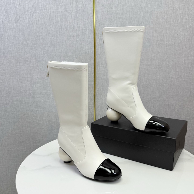 Ch**el boots